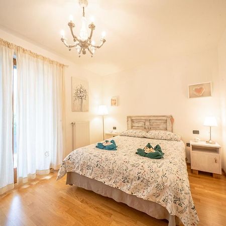 Апартаменти Dolce Casa Riva Екстер'єр фото